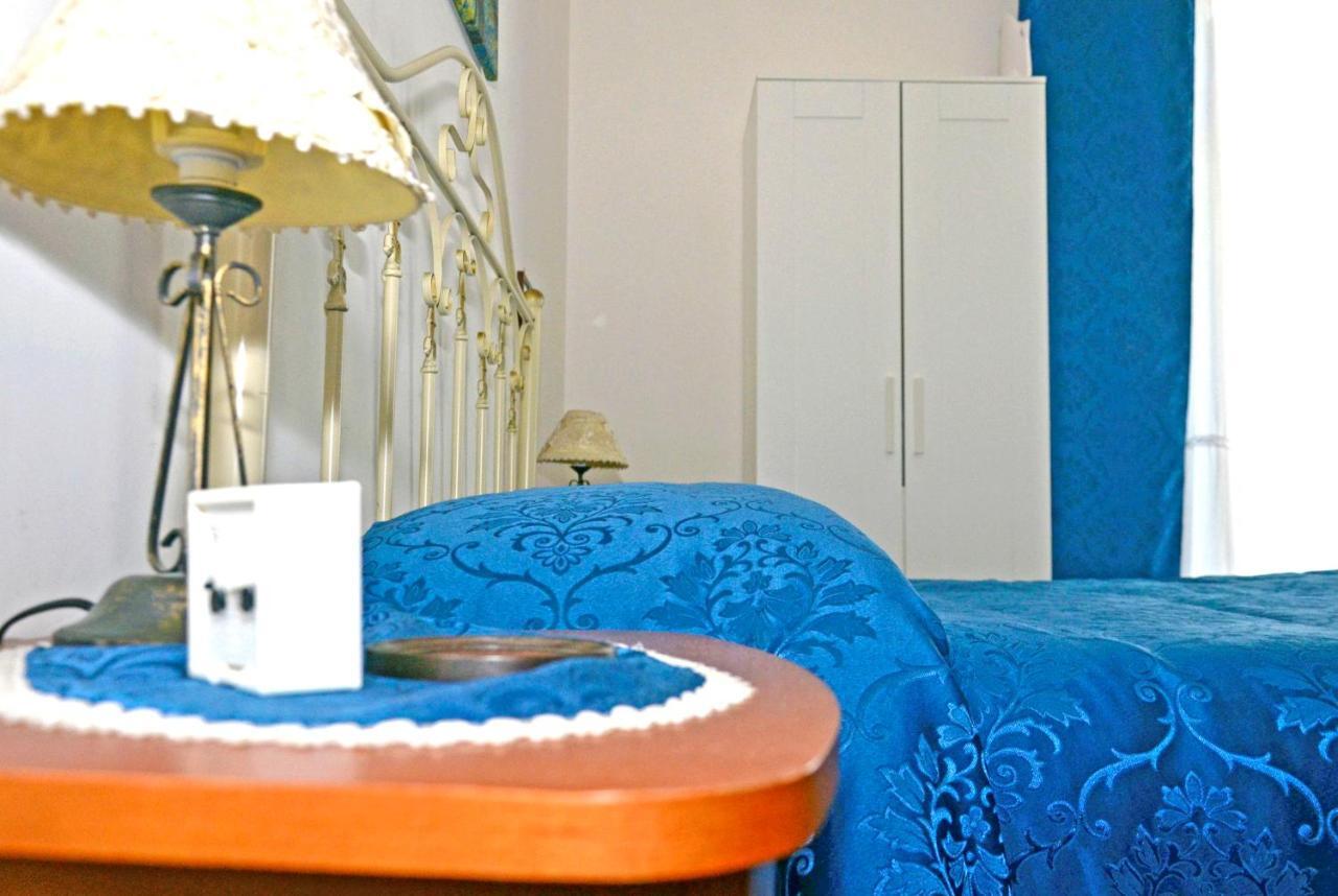 Bed & Breakfast A Castel Capuano Naples Exterior photo